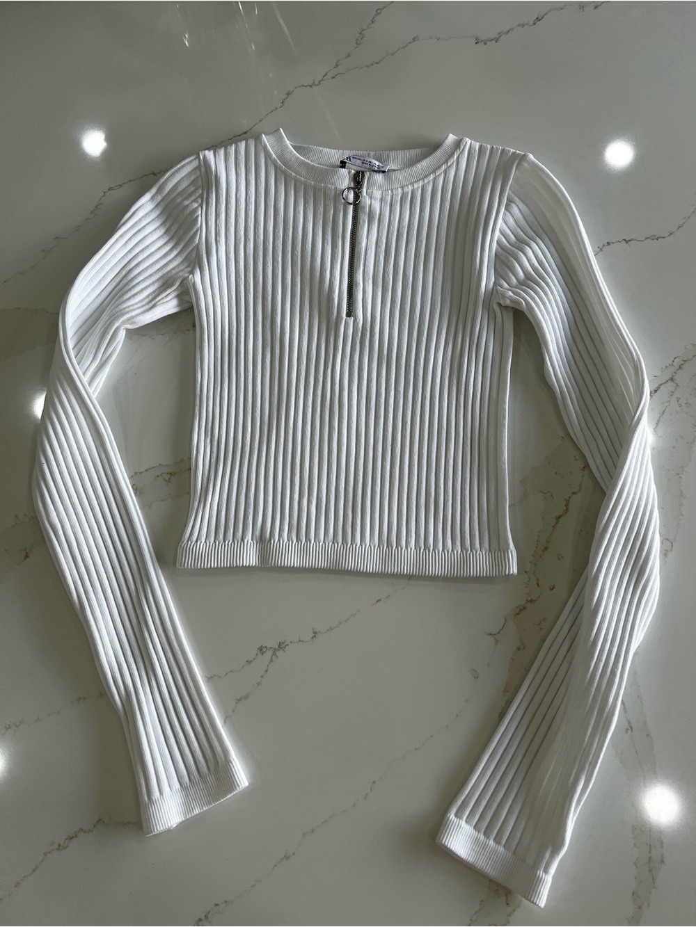 Zara White Ribbed Long-Sleeve Crop Top